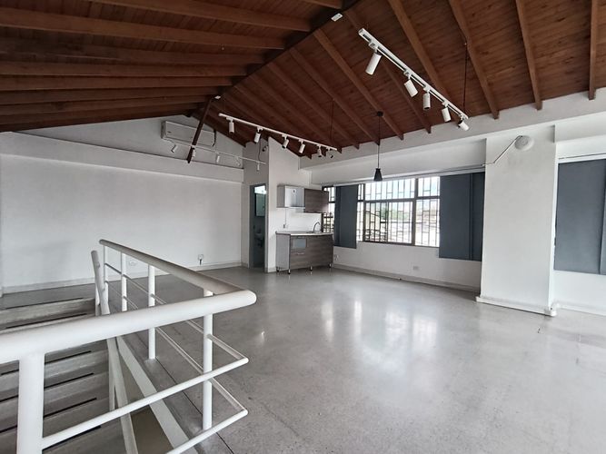 Bodega en arriendo en Cristo Rey, Medellín, 220 m² · foto 14 de 20