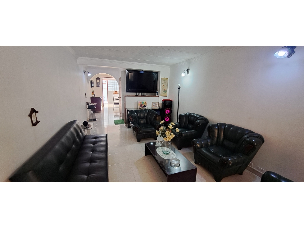 Casa en venta en Américas Central, Bogotá · foto 6 de 19