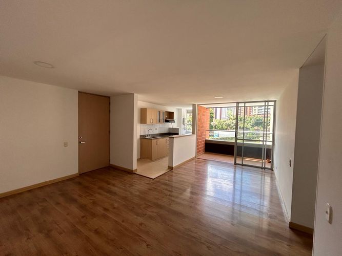 Apartamento de 3 alcobas en venta en Los Arias, Sabaneta, 75 m² · foto 12 de 12