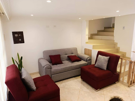Casa en venta en Villas De Granada, Bogotá · foto 2 de 23