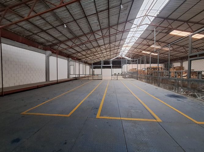 Bodega en arriendo en Santana, Dosquebradas, 526 m² · foto 3 de 8