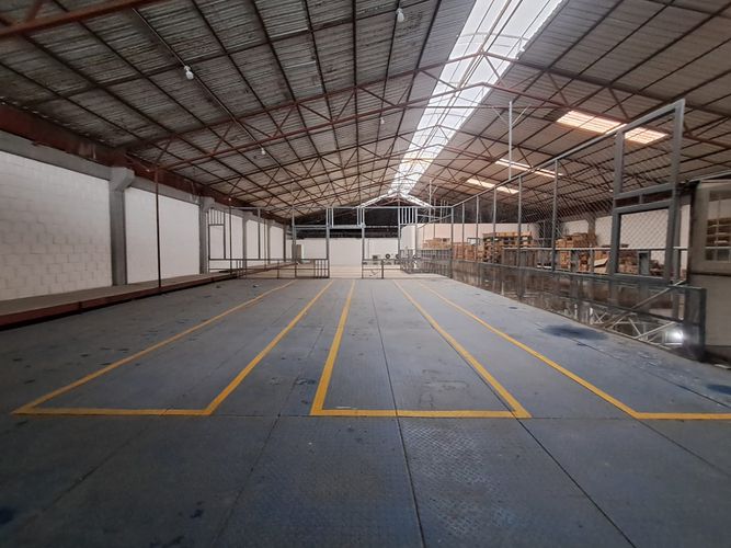 Bodega en arriendo en Santana, Dosquebradas, 526 m² · foto 5 de 8