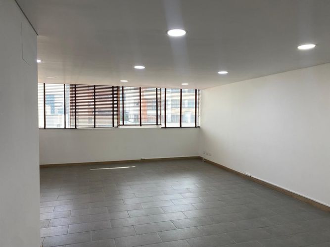 Oficina en venta en El Poblado, Medellín, 53 m² · foto 10 de 20