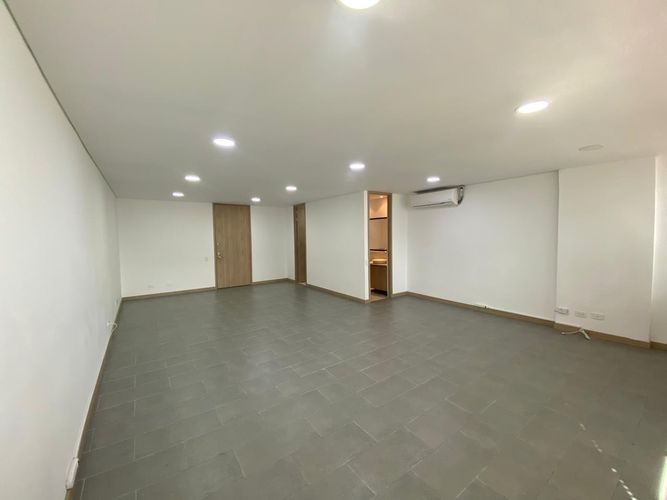 Oficina en venta en El Poblado, Medellín, 53 m² · foto 7 de 20
