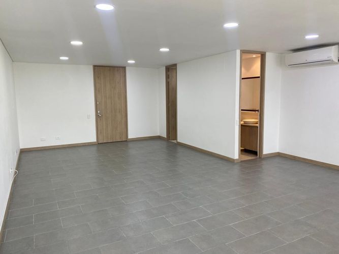 Oficina en venta en El Poblado, Medellín, 53 m² · foto 13 de 20