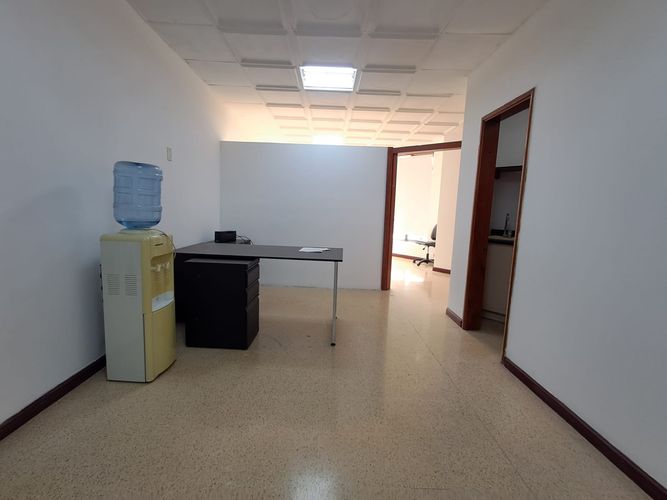 Oficina en arriendo en Sector Plaza De Bolivar, Pereira, 37 m² · foto 4 de 8