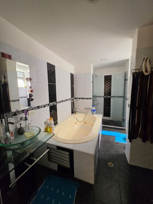 Casa de 4 alcobas en venta en Mirolindo, Ibagué, 202 m² · foto 2 de 24