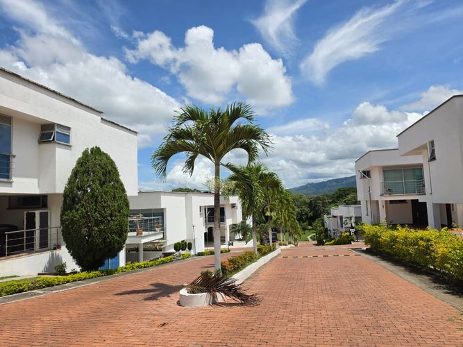 Casa de 4 alcobas en venta en Mirolindo, Ibagué, 202 m² · foto 10 de 24