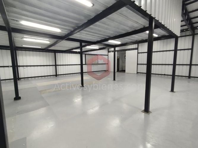 Bodega en arriendo en El Chingui, Envigado, 3700 m² · foto 7 de 24