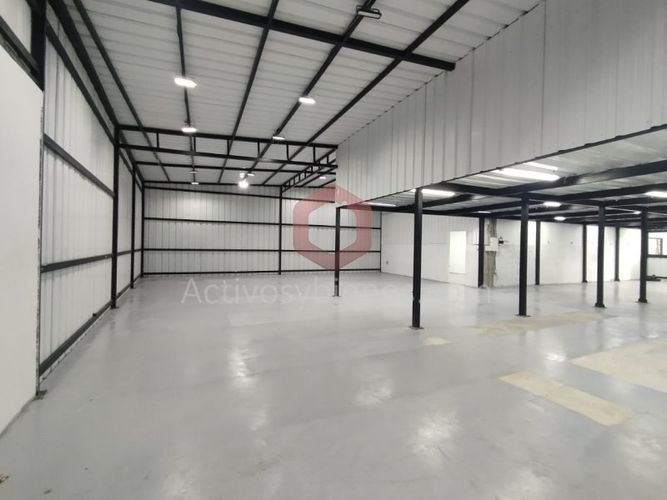 Bodega en arriendo en El Chingui, Envigado, 3700 m² · foto 18 de 24