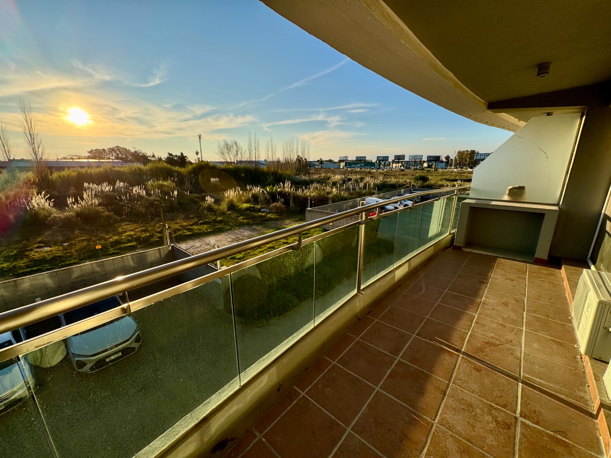 Alquiler apartamento 1 dormitorio en Blue Sky Av. de las Américas. Parque Miramar.