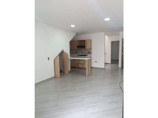 Apartamento de 2 alcobas en venta en Ciudadela, El Carmen de Viboral, 67 m² · foto 3 de 10