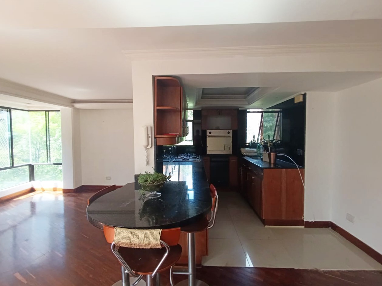 Apartamento en arriendo en El Poblado, Medellín · foto 9 de 20