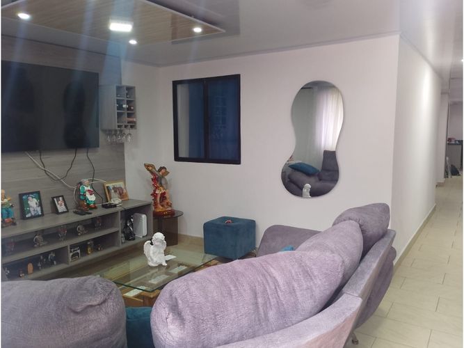 Casa de 4 alcobas en venta en Campo Valdes No.1, Medellín, 132 m² · foto 11 de 20