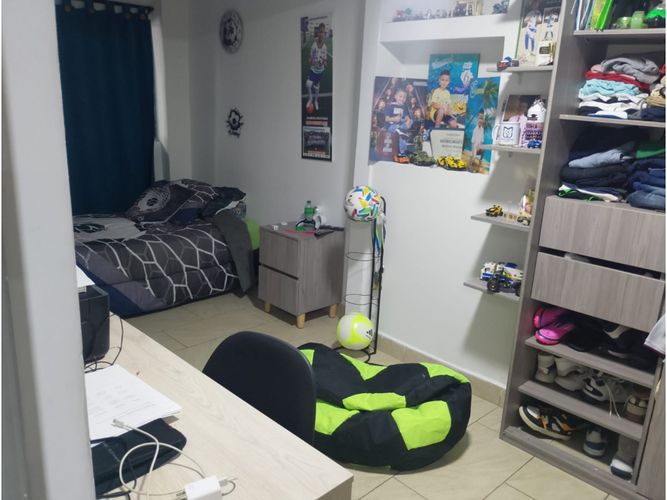 Casa de 4 alcobas en venta en Campo Valdes No.1, Medellín, 132 m² · foto 14 de 20