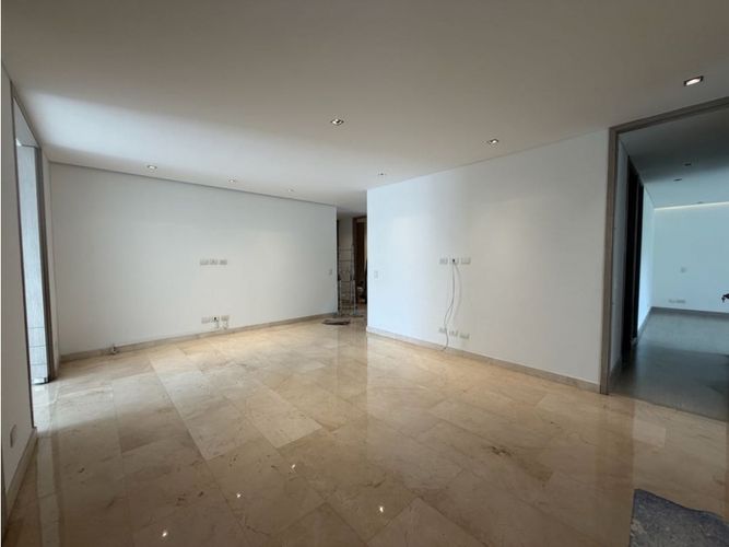 Apartamento de 3 alcobas en venta en Normandia, Cali, 280 m² · foto 13 de 23