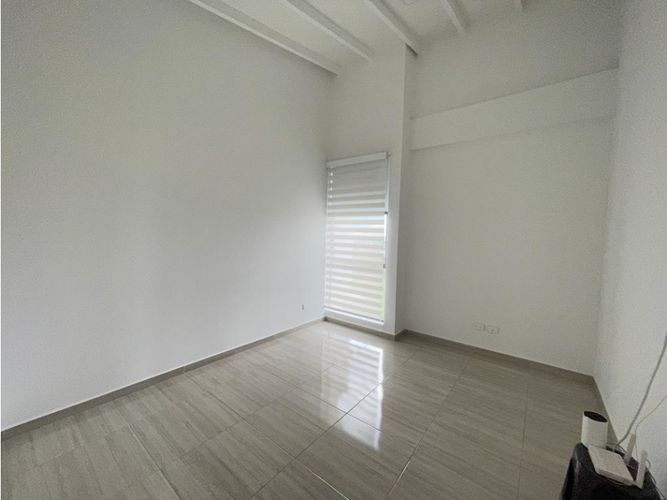 Casa de 4 alcobas en venta en Los Pinos, Armenia, 856 m² · foto 9 de 15