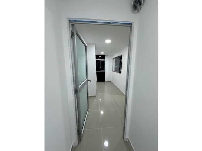 Local en venta en Fundadores, Armenia, 45 m² · foto 2 de 13