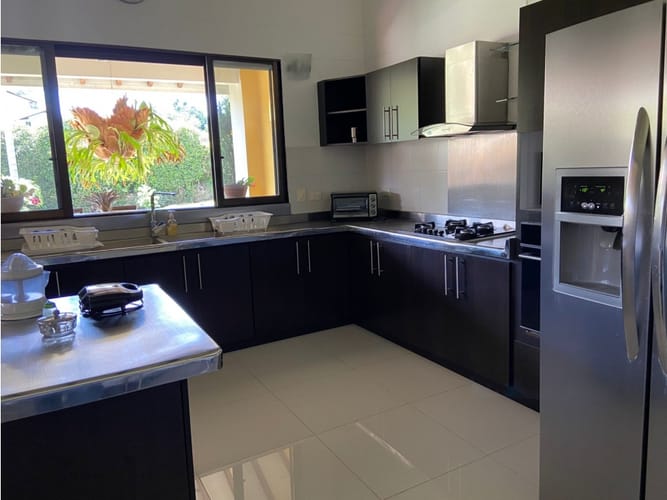 Casa de 6 alcobas en venta en Sector Parque Valencia, Armenia, 450 m² · foto 9 de 19
