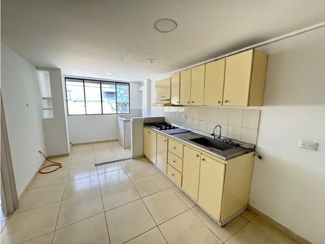 Casa de 11 alcobas en venta en Rincon Santo, Armenia, 290 m² · foto 3 de 24