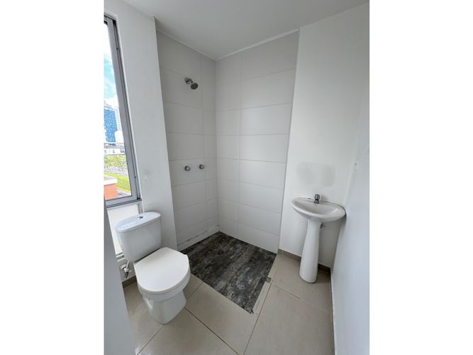 Consultorio en venta en Fundadores, Armenia, 140 m² · foto 12 de 14