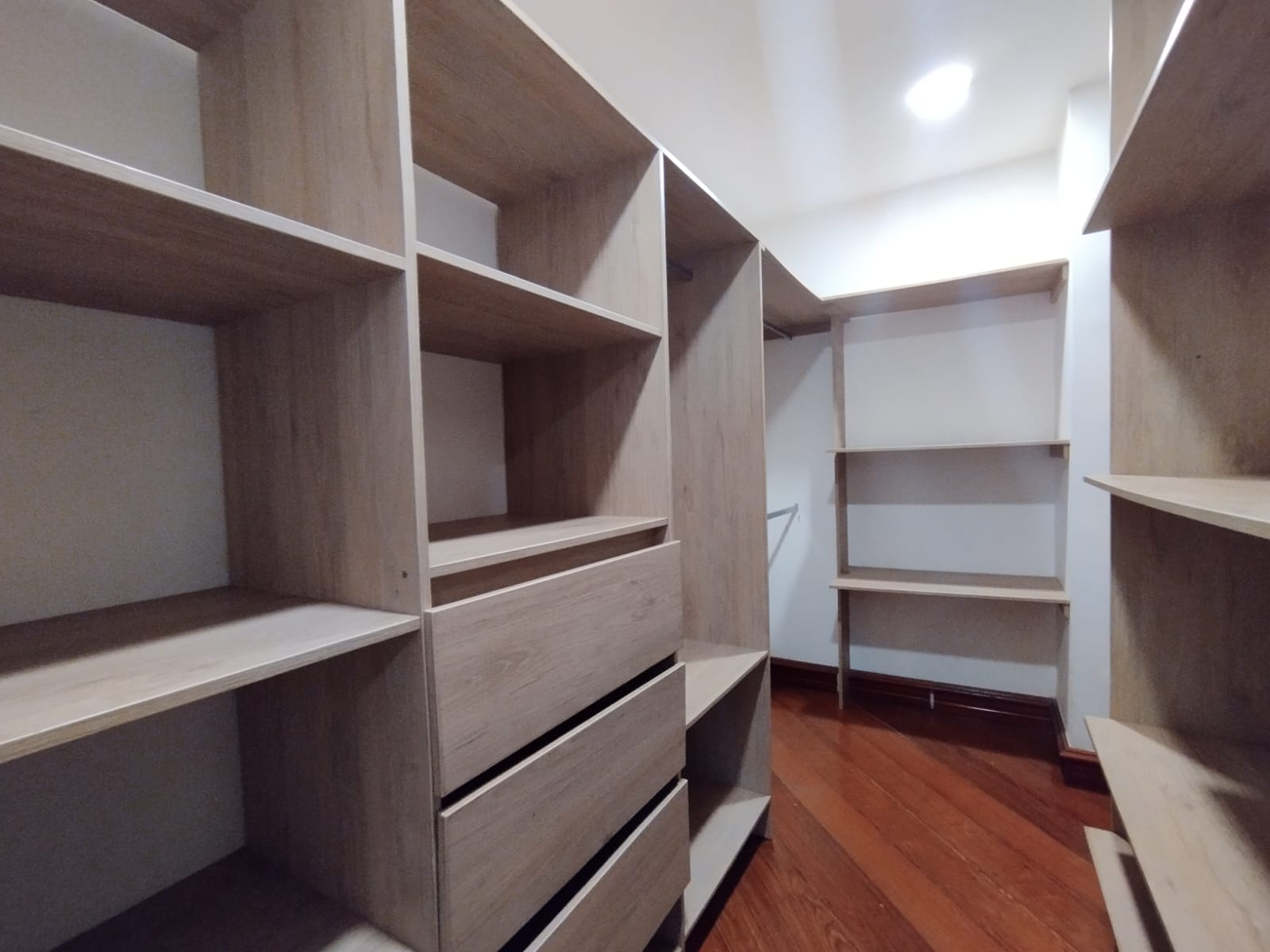 Apartamento en arriendo en El Poblado, Medellín · foto 8 de 20