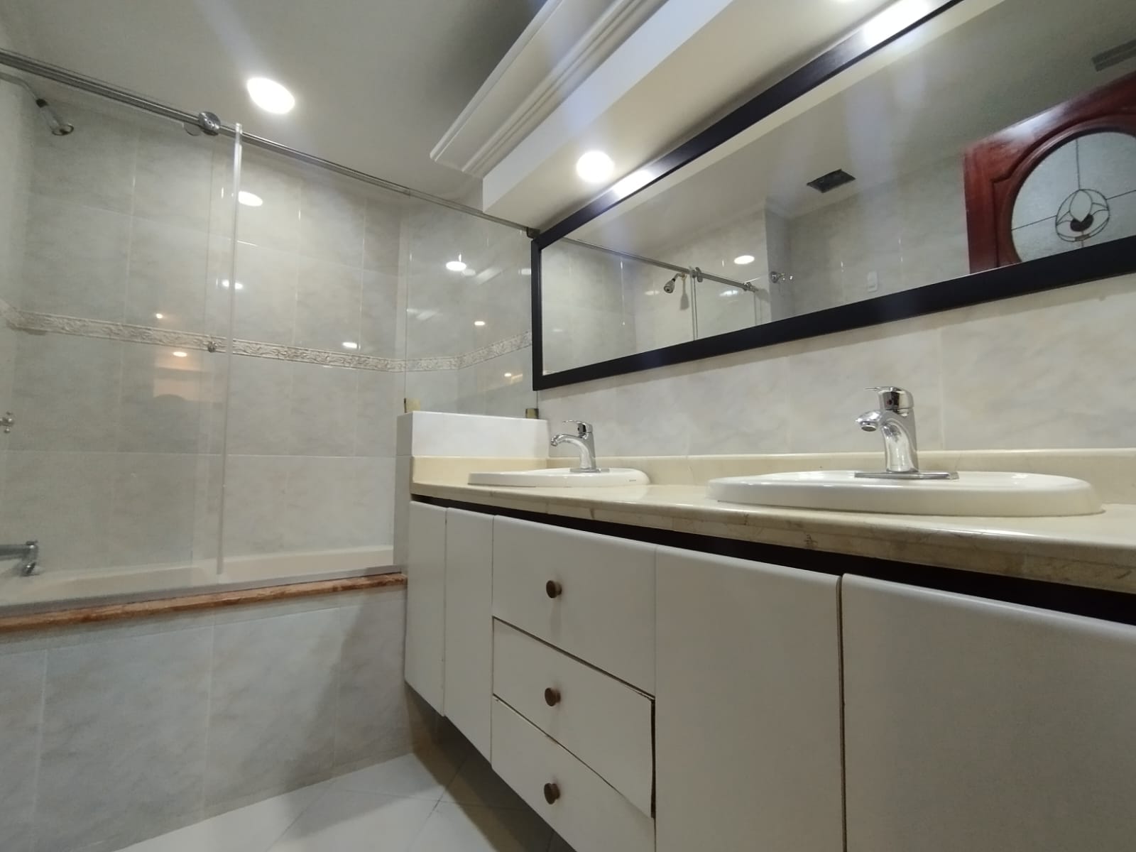 Apartamento en arriendo en El Poblado, Medellín · foto 14 de 20