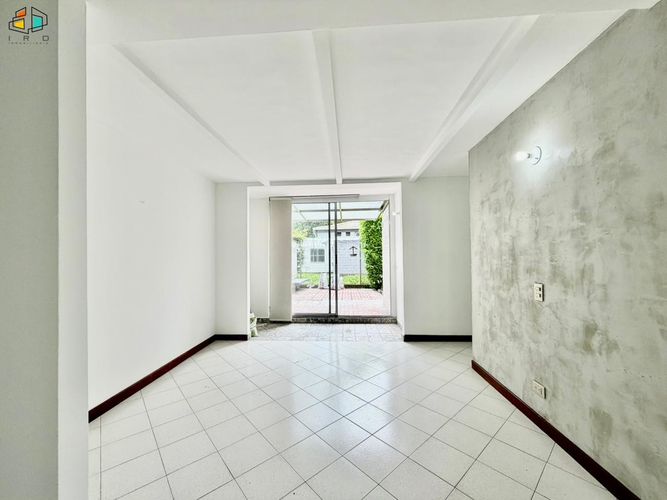 Apartamento de 4 alcobas en arriendo en Santa Maria De Los Angeles, Medellín, 94 m² · foto 12 de 24