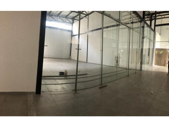 Local en arriendo en Parque Residencial Papiro, Armenia, 94 m² · foto 5 de 10