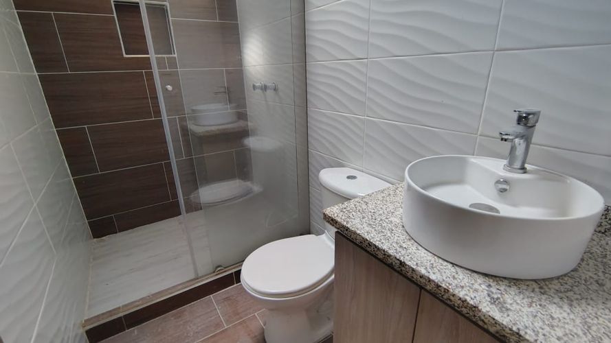 Edificio en venta en La Pradera, Dosquebradas, 220 m² · foto 9 de 24