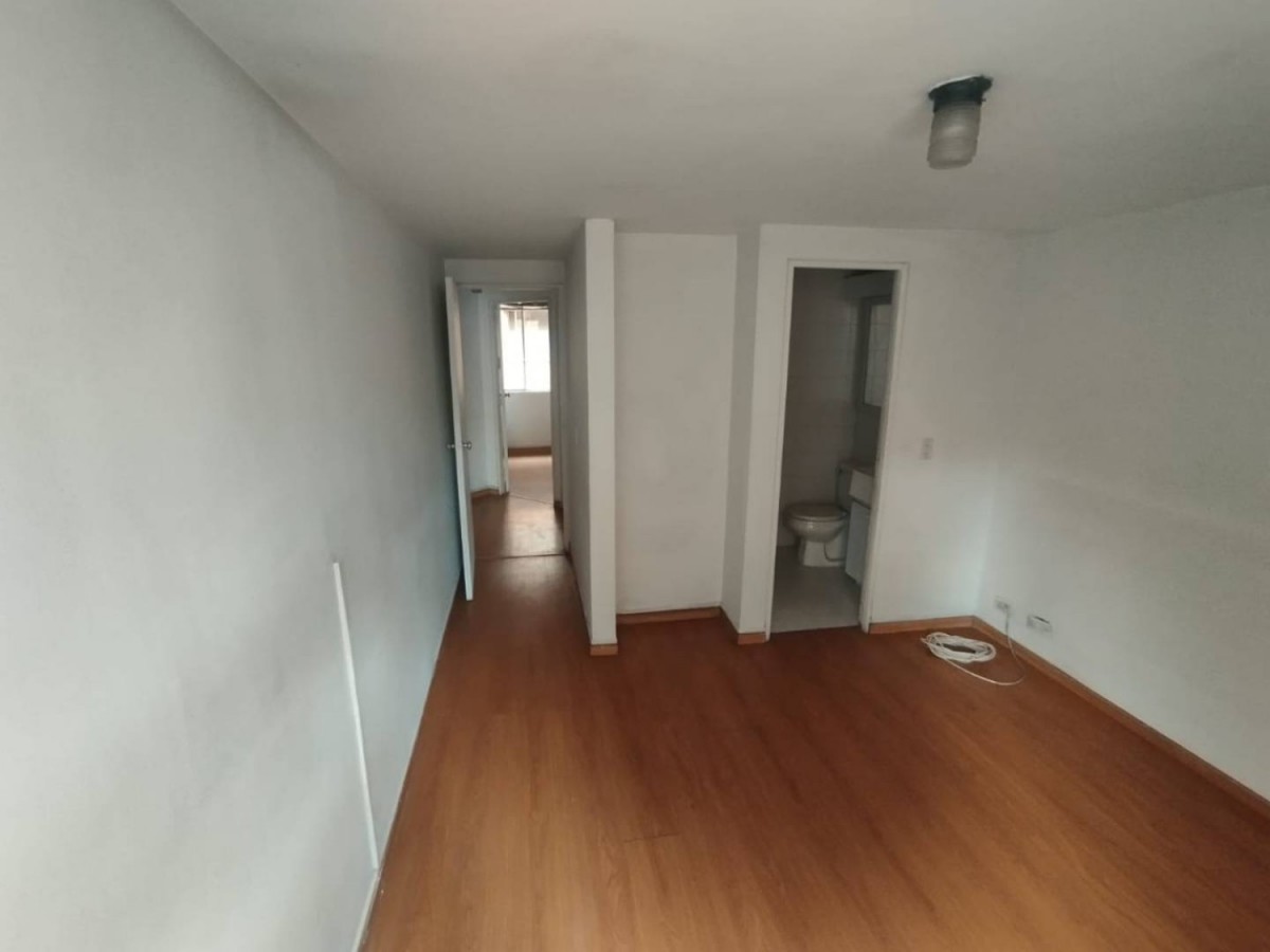 Apartamento en venta en Mirandela, Bogotá · foto 3 de 17