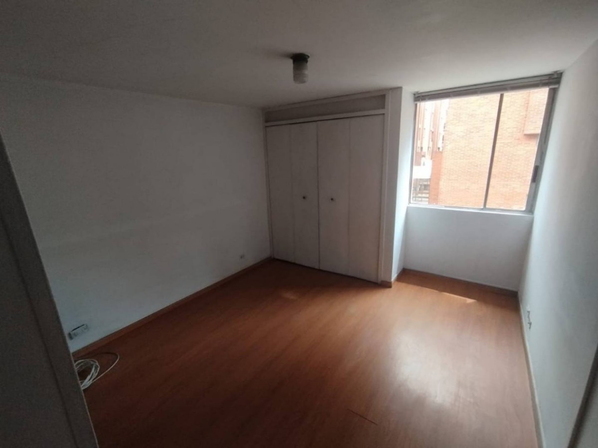 Apartamento en venta en Mirandela, Bogotá · foto 6 de 17