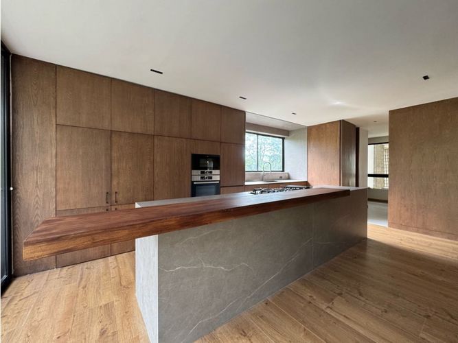 Apartamento de 3 alcobas en venta en El Campestre, Medellín, 500 m² · foto 15 de 24
