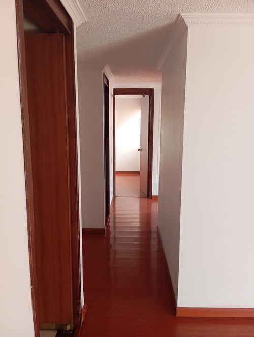 Apartamento de 3 alcobas en venta en Hayuelos, Bogotá, 70 m² · foto 14 de 15