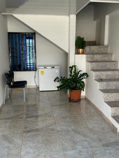 Casa de 3 alcobas en venta en El Rodeo, Cali, 135 m² · foto 2 de 21