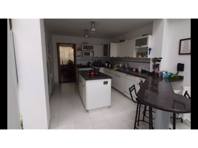 Casa de 3 alcobas en venta en San Cancio, Manizales, 235 m² · foto 9 de 21