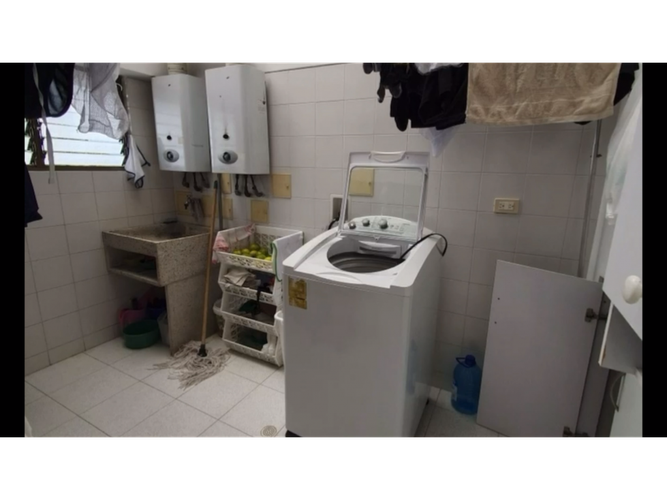 Casa de 3 alcobas en venta en San Cancio, Manizales, 235 m² · foto 10 de 21