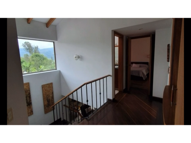 Casa de 3 alcobas en venta en San Cancio, Manizales, 235 m² · foto 12 de 21