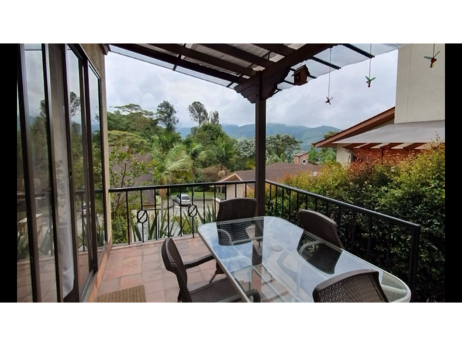 Casa de 3 alcobas en venta en San Cancio, Manizales, 235 m² · foto 13 de 21