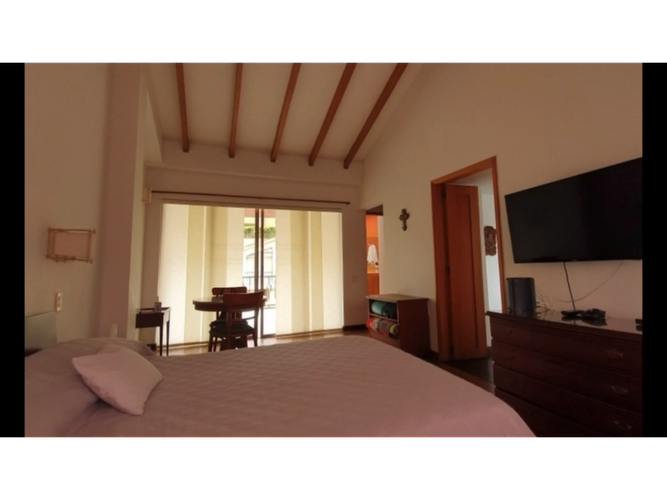 Casa de 3 alcobas en venta en San Cancio, Manizales, 235 m² · foto 17 de 21