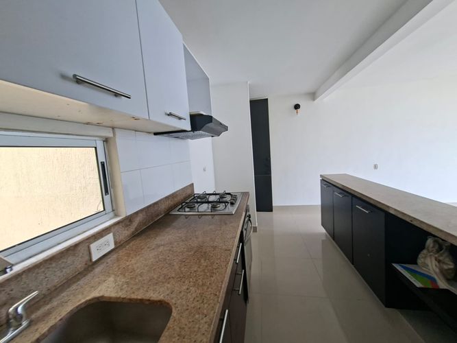 Apartamento de 3 alcobas en venta en Villa Carolina, Barranquilla, 75 m² · foto 10 de 14