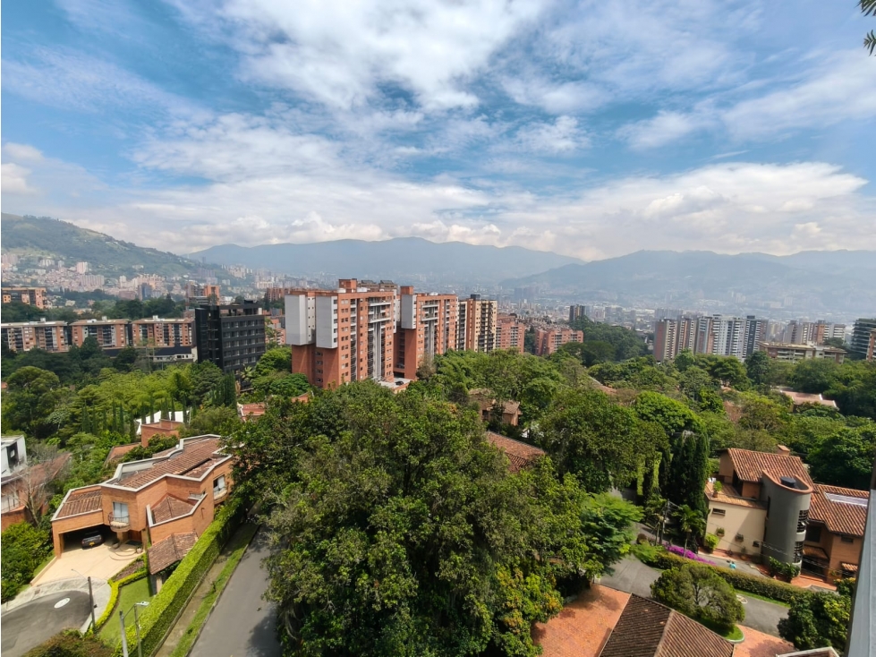Apartamento en venta en Loma Del Esmeraldal, Envigado · foto 2 de 24