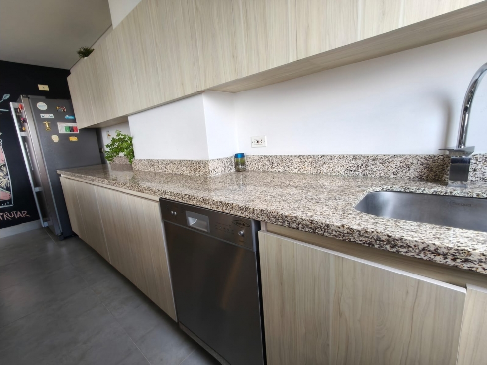 Apartamento en venta en Loma Del Esmeraldal, Envigado · foto 8 de 24