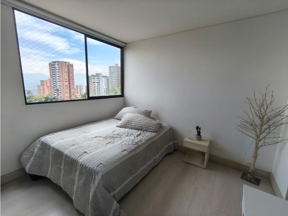 Apartamento en venta en Loma Del Esmeraldal, Envigado · foto 16 de 24