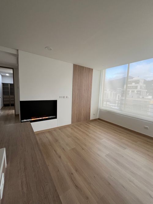 Apartamento de 2 alcobas en venta en Santa Barbara, Bogotá, 64 m² · foto 3 de 12