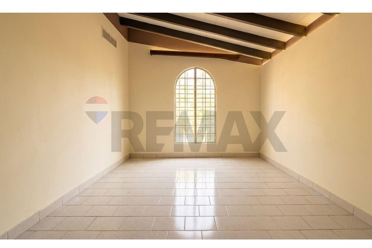 Casa en alquiler en San Lorenzo — foto 3