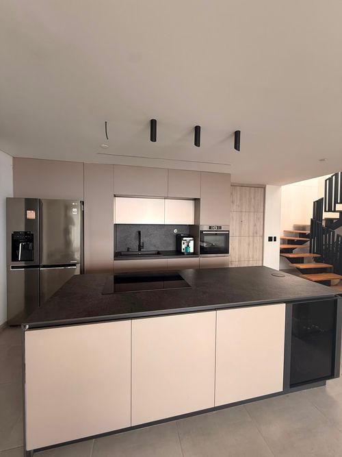 Apartamento de 4 alcobas en venta en Camino Verde, Envigado, 225 m² · foto 10 de 20