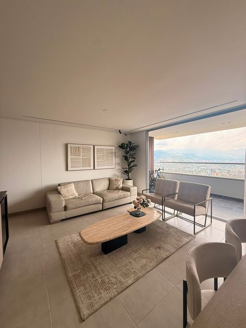 Apartamento de 4 alcobas en venta en Camino Verde, Envigado, 225 m² · foto 13 de 20