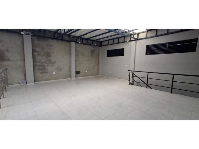 Bodega en arriendo en Villabel, Floridablanca, 217 m² · foto 11 de 12