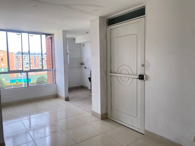 Apartamento de 3 alcobas en venta en Bosatama, Soacha, 42 m² · foto 10 de 18